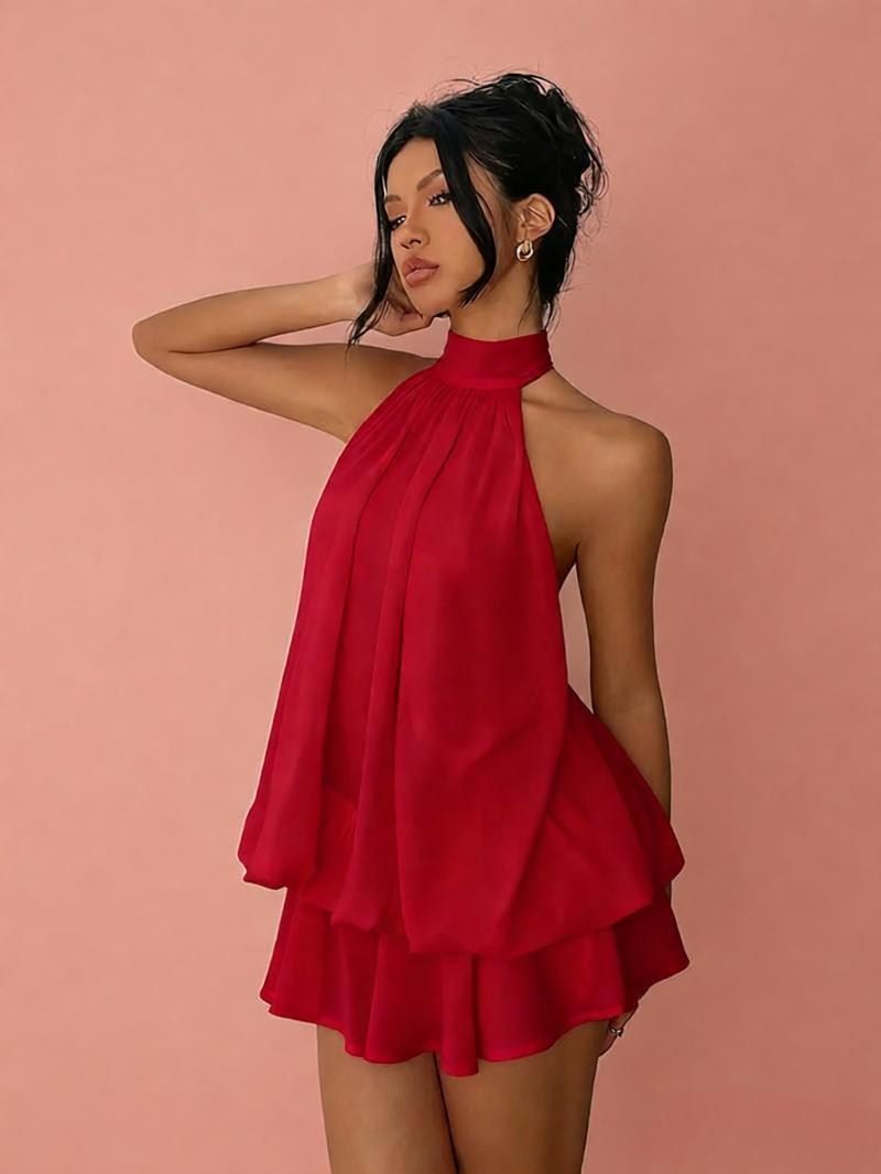 Vestido corto con cuello halter